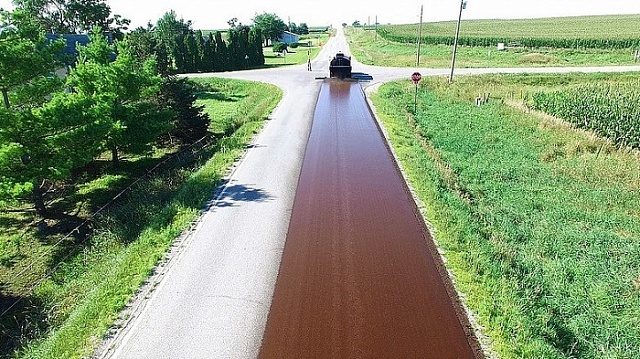 Консервация и защита асфальта методом Fog Seal